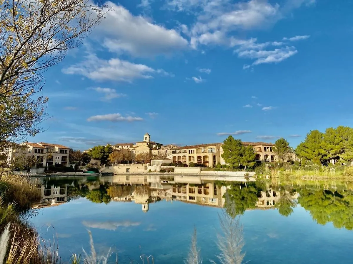 Maison De Vacances En Provence Avec Piscine, Golf A Proximite, Fibre Et Linge Haut De Gamme - Fr-1-658-9 Mallemort Holiday home