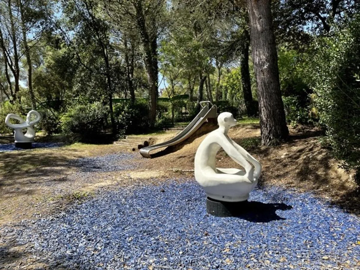 Maison De Vacances En Provence Avec Piscine, Golf A Proximite, Fibre Et Linge Haut De Gamme - Fr-1-658-9 Mallemort 0*,  France